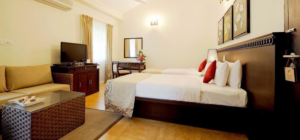 Deltin Palms Riverfront Panaji Exterior foto