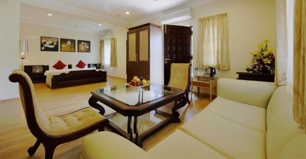 Deltin Palms Riverfront Panaji Exterior foto